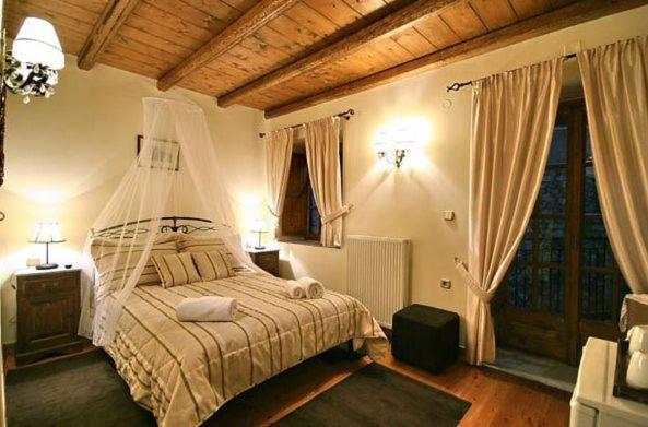 Archontiko Tis Zois Hotel Stemnitsa Værelse billede